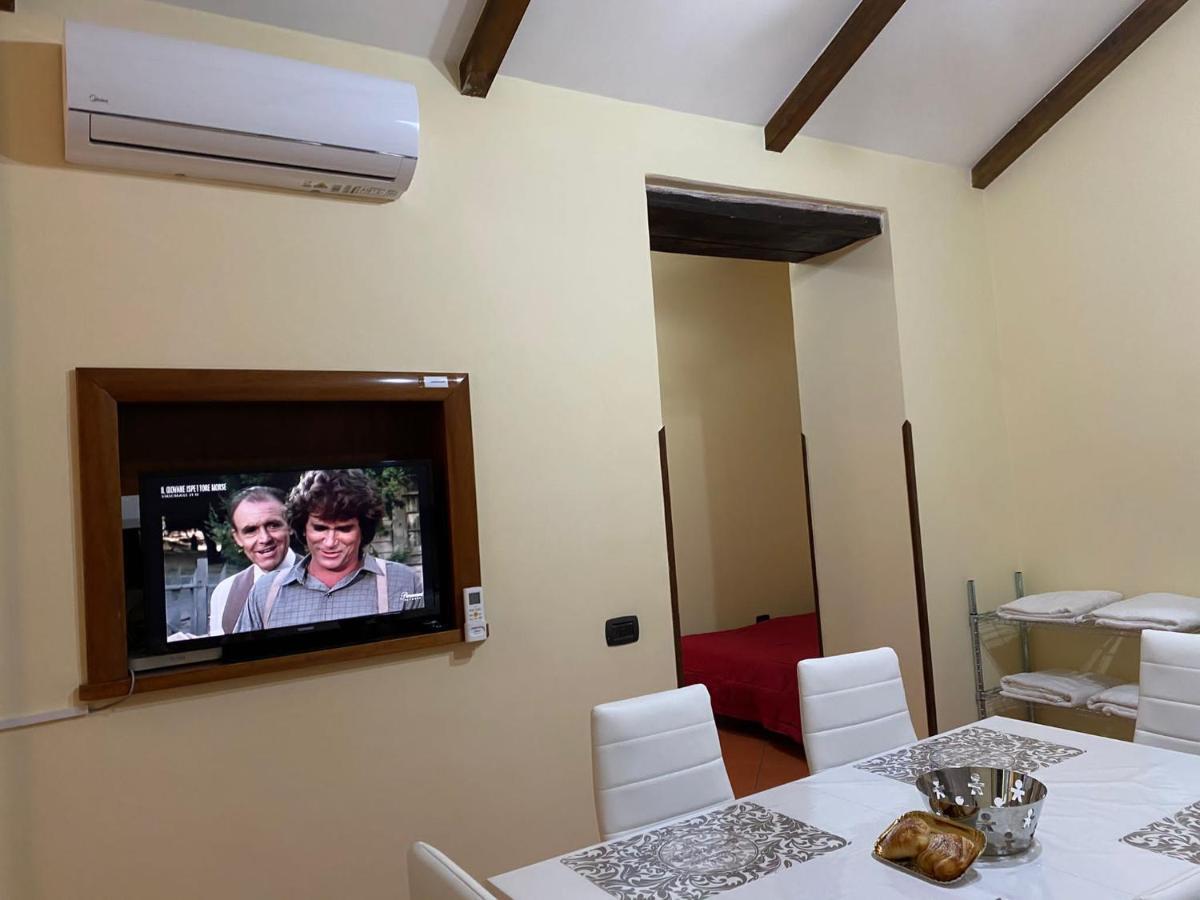 Home In Love: Vicoletto Dei Presepi Neapol Zewnętrze zdjęcie